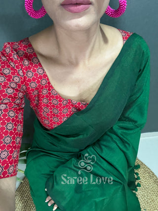 Green Cotton Saree With Red Printed Blouse