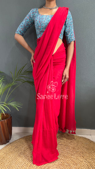 Red Saree With Sky Blue Printed Blouse