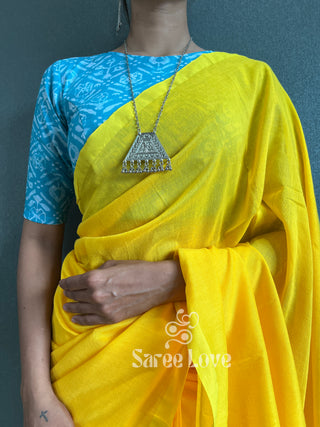 Yellow Cotton Saree With Blue Printed Blouse